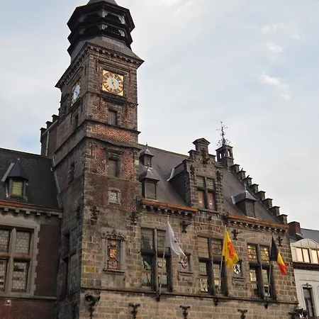 Gasthuis Les Remparts 4*