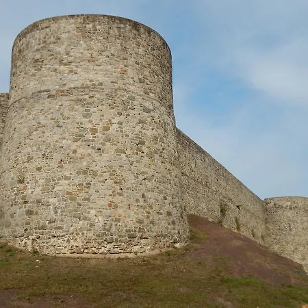 Les Remparts