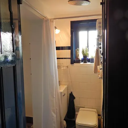 Les Remparts Guest house *