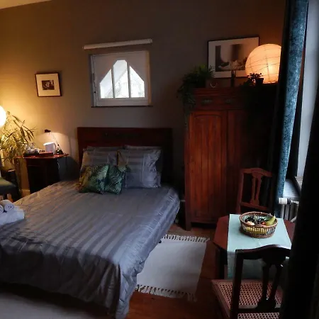 Les Remparts Pensión