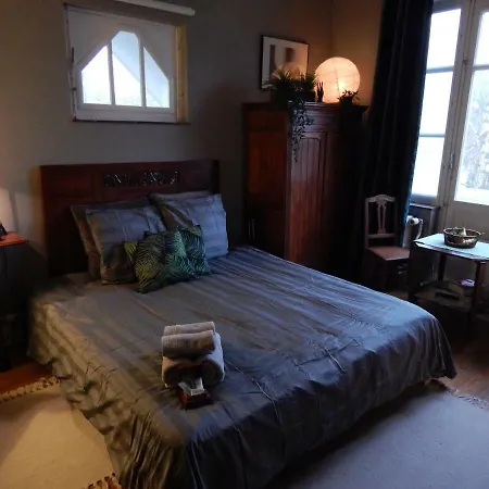 Les Remparts Pensión