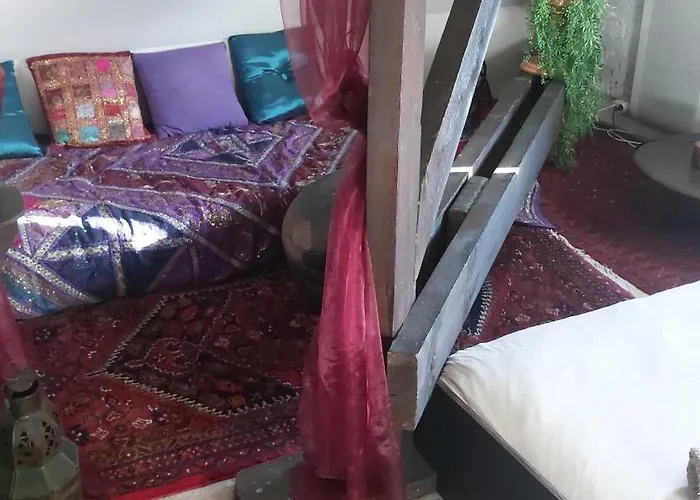 בית הארחה Les Remparts 4*