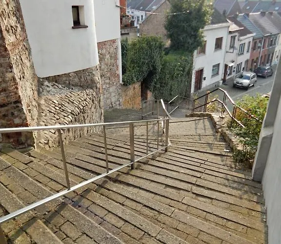 בית הארחה Les Remparts