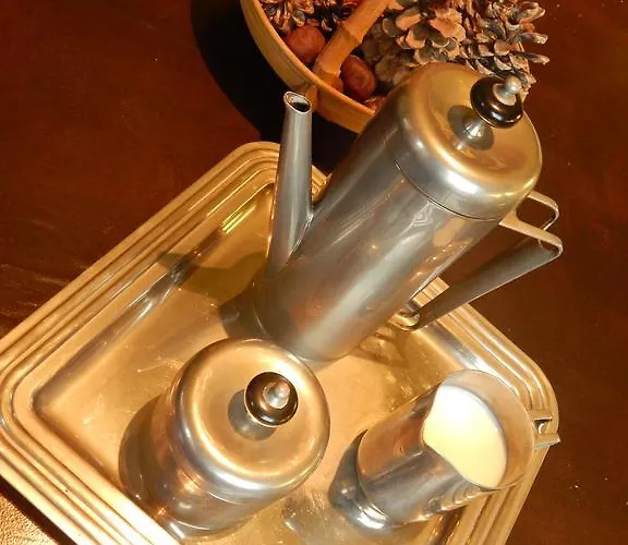 Les Remparts בית הארחה