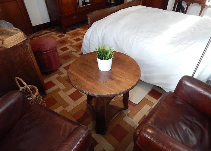 Les Remparts בינך