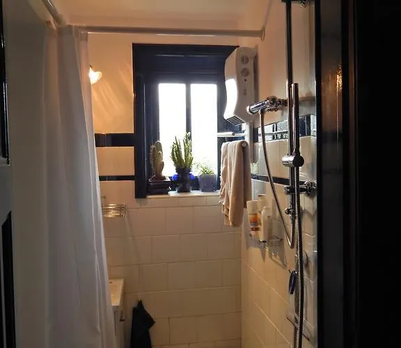 Les Remparts בינך