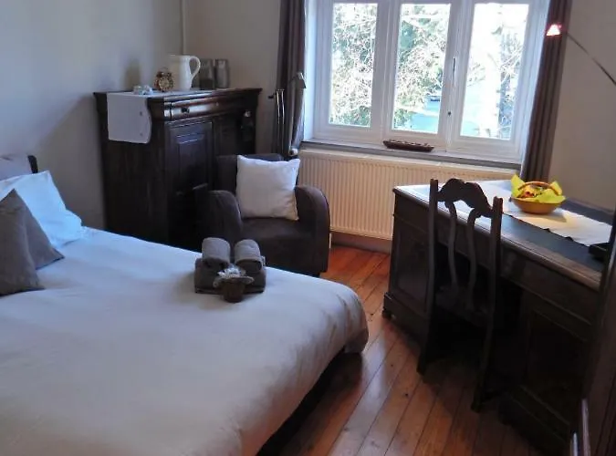 Les Remparts בית הארחה