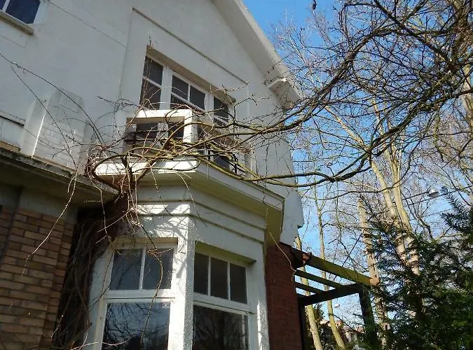 Les Remparts בינך