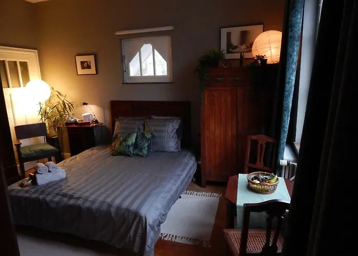 Les Remparts בית הארחה